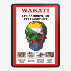 Couverture de la revue Wakati n°1, abordant le thème « Les Comores, un État mort-né ? » avec des articles sur l’histoire, la culture et les événements marquants de l’archipel.